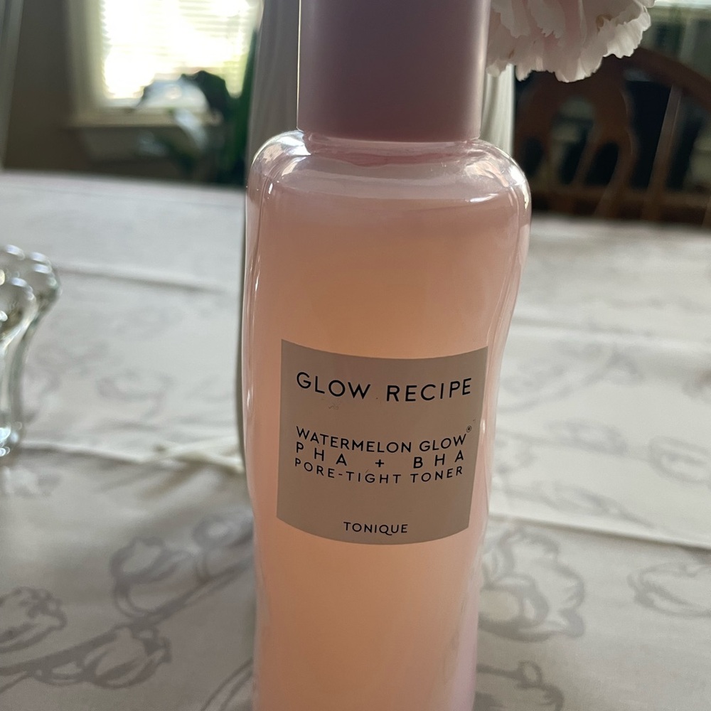 Watermelon Glow PHA + BHA Pore-Tight Toner